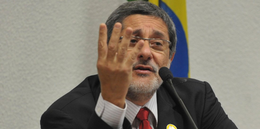 José Sérgio Gabrielli teve aposentadoria cassada