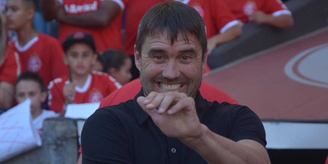 Eduardo Coudet iniciará a temporada 2020, em 8 de janeiro, sem saber o adversário que terá pela frente menos de um mês depois