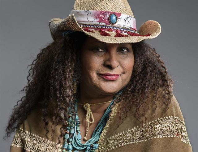 As Pam Grier celebrates 70, she finds peace off the grid | The ...