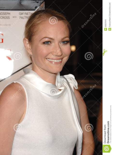 Sarah Wynter foto editorial. Imagem de outubro, smith - 25007816