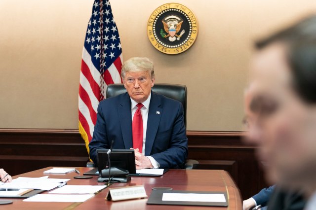 Plano para reabrir os EUA está prestes a ser finalizado, diz Trump