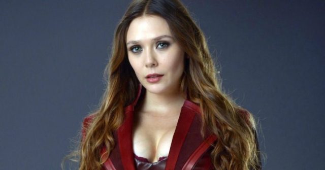 Elizabeth Olsen pede uniforme sem decote para a Feiticeira Escarlate