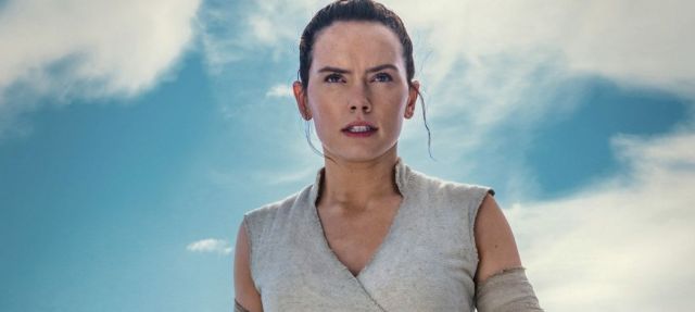 Daisy Ridley fala sobre repercussão negativa de Star Wars: A ...