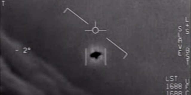 Pentágono divulgou filmagens de Ovnis captados por câmera de jatos da Marinha