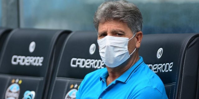 Segundo Renato, em uma partida de futebol muitas pessoas estão envolvidas e aglomerações são inevitáveis