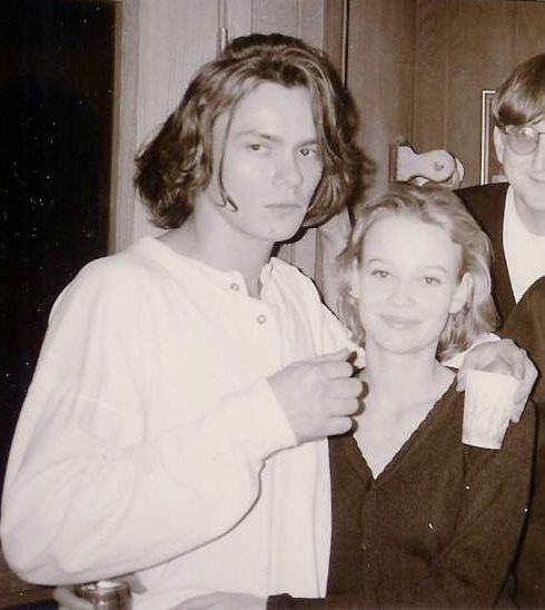 River Phoenix & Samantha Mathis | Atrizes, Look at you, Discoteca