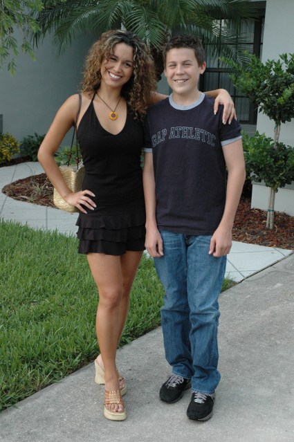 File:Carleth and Steven Keys Uncropped.JPG - Wikimedia Commons