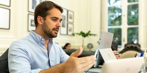 Leite explicou decreto que contém o distanciamento controlado