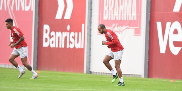 Grupo de jogadores terá 25% de redução no salário