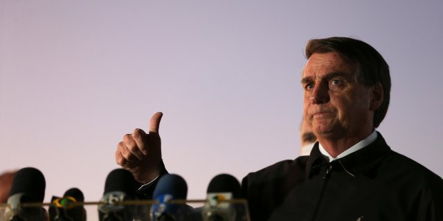 Bolsonaro se comprometeu a sancionar o projeto de socorro aos Estados e municípios até esta quarta-feira