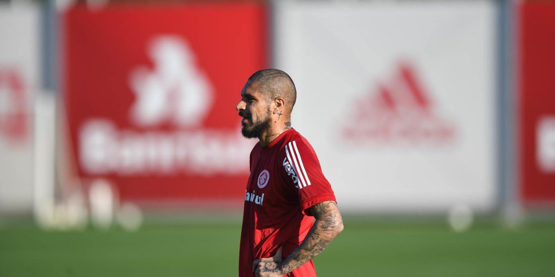 Inter acertou folha de pagamento após 18 dias de atraso