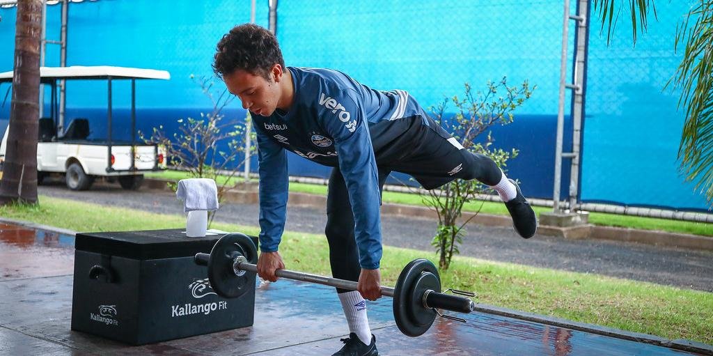 Grupo gremista treinou na manhã desta quinta-feira no CT Luiz Carvalho