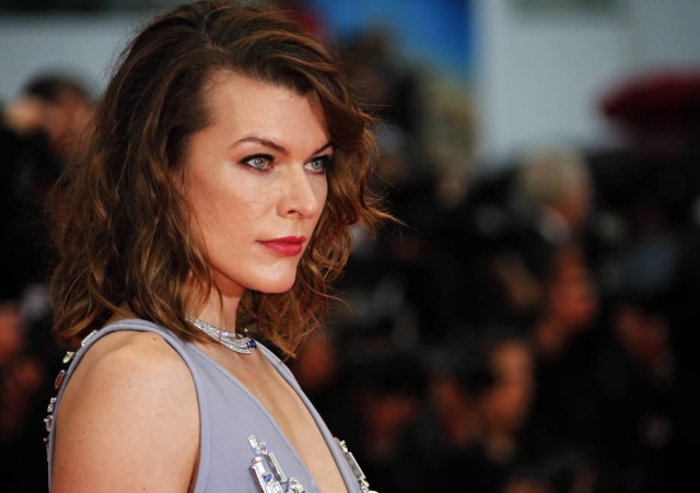 Milla Jovovich revela ter sofrido aborto: 'não posso ficar em ...