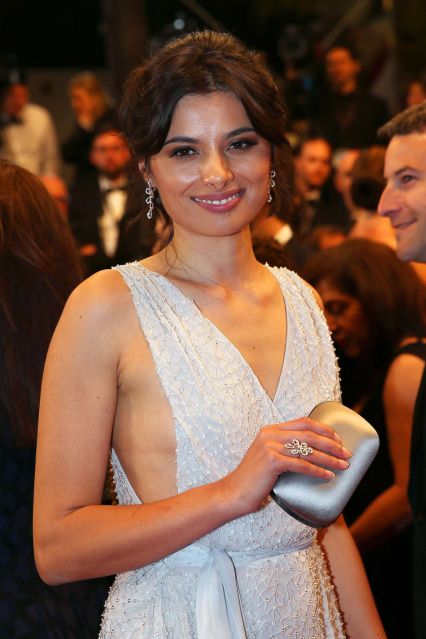 gabriella wright | Gabriella Wright: The Neon Demon Premiere at 2016 Cannes  ... | Cannes film festival, The neon demon, Premiere