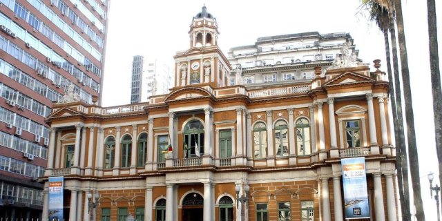 Compra de máscaras pela prefeitura de Porto Alegre é investigada