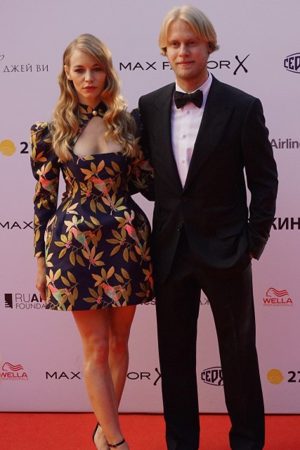 Svetlana Ustinova - Wikipedia