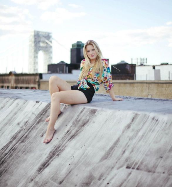 Kabby Borders in the Floral Chiffon Oversized Button Up and disco short from @American Apparel #Emmalaurenphtograp… | American apparel, Jodie comer, Floral chiffon