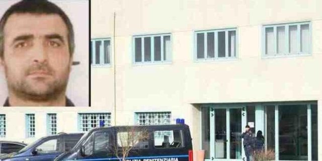 Os agentes levaram horas para conseguir conter o homem