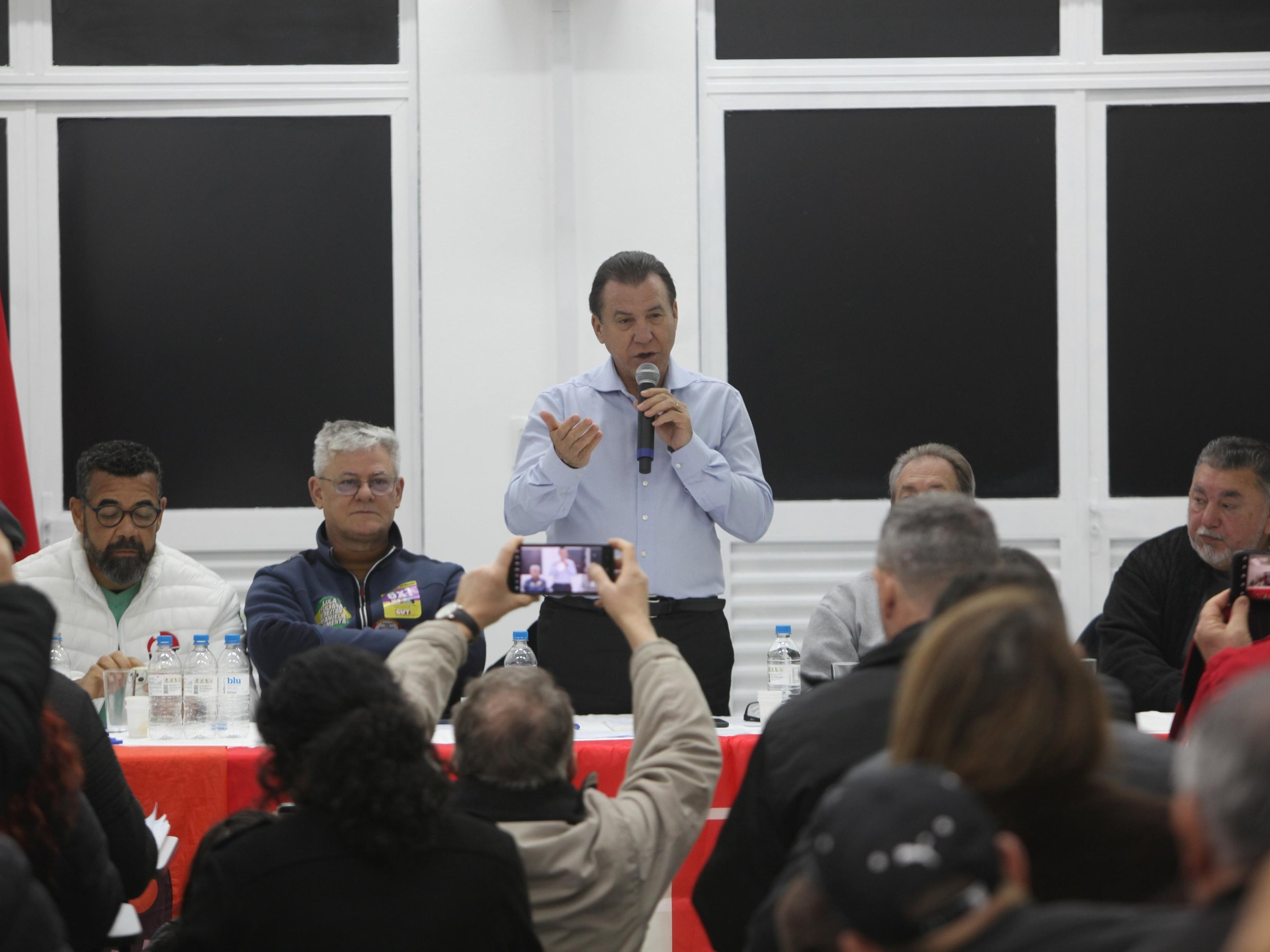 Ministro Luiz Marinho esteve em Porto Alegre na manhã deste sábado Foto : Mauro Schaefer
